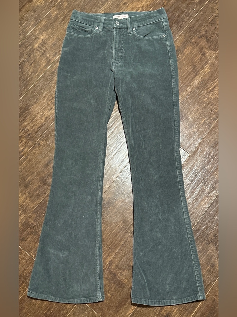 Lucky Brand Stevie High-Rise Flare Corduroy Pants in Gray 6/28